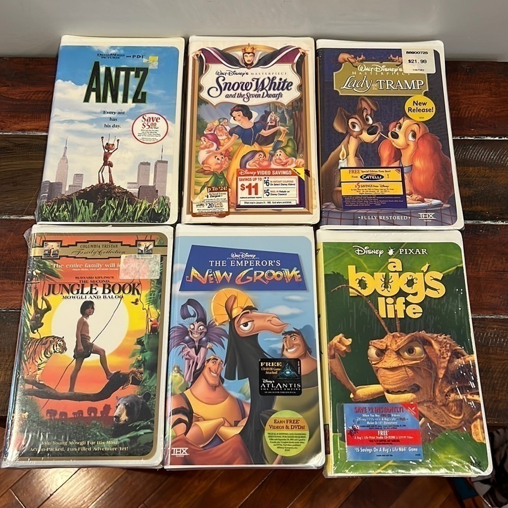 6 Sealed Disney VHS Movies Lady Tramp Snow White Jungle Book New Groove